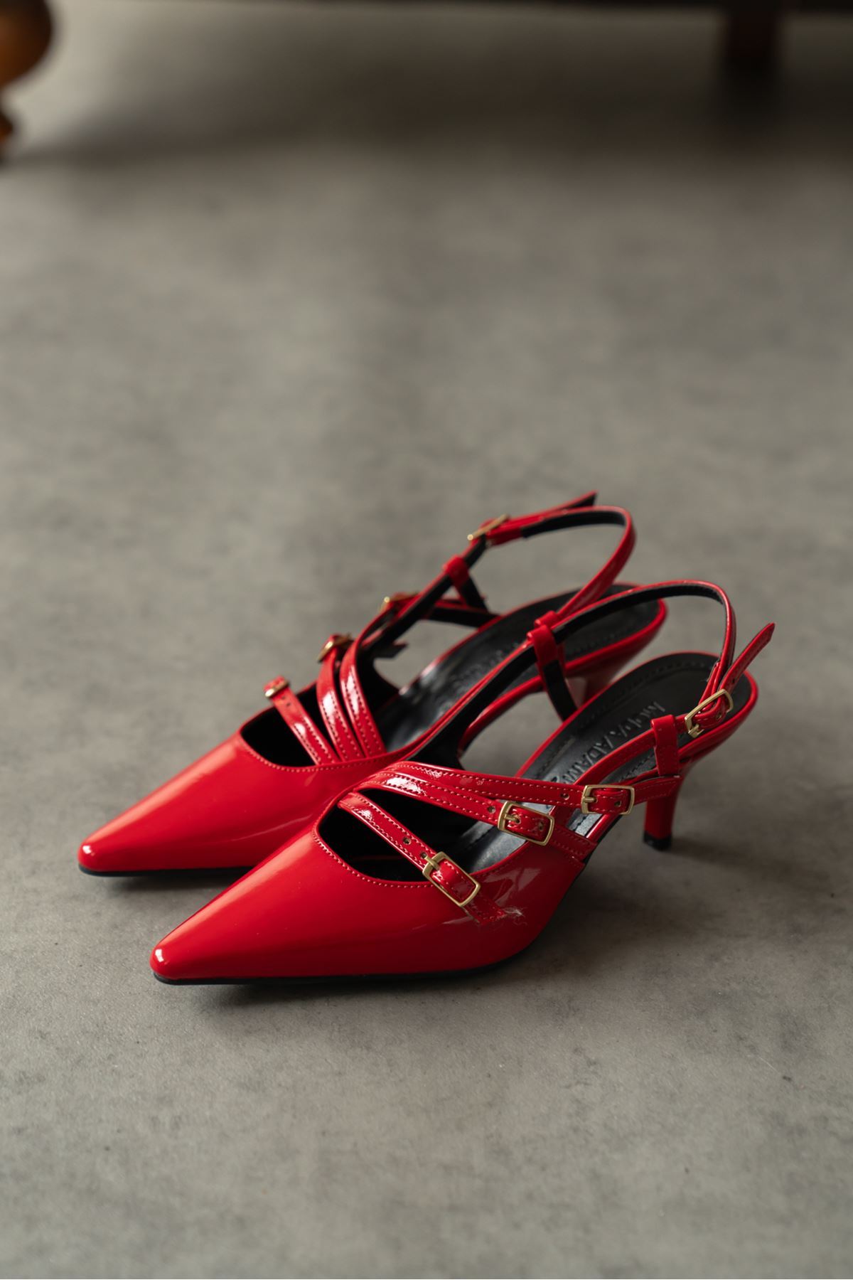 Kadın Marry Tokalı Kısa Topuklu Ayakkabı - Kırmızı-Rugan
