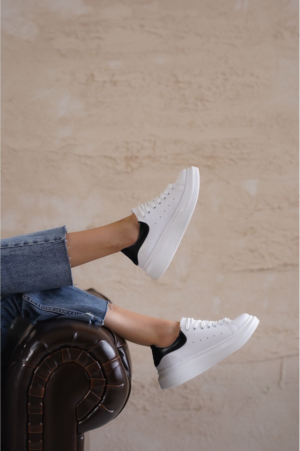 Kadın Bloom Bağcıklı Spor Ayakkabı - Beyaz-Siyah