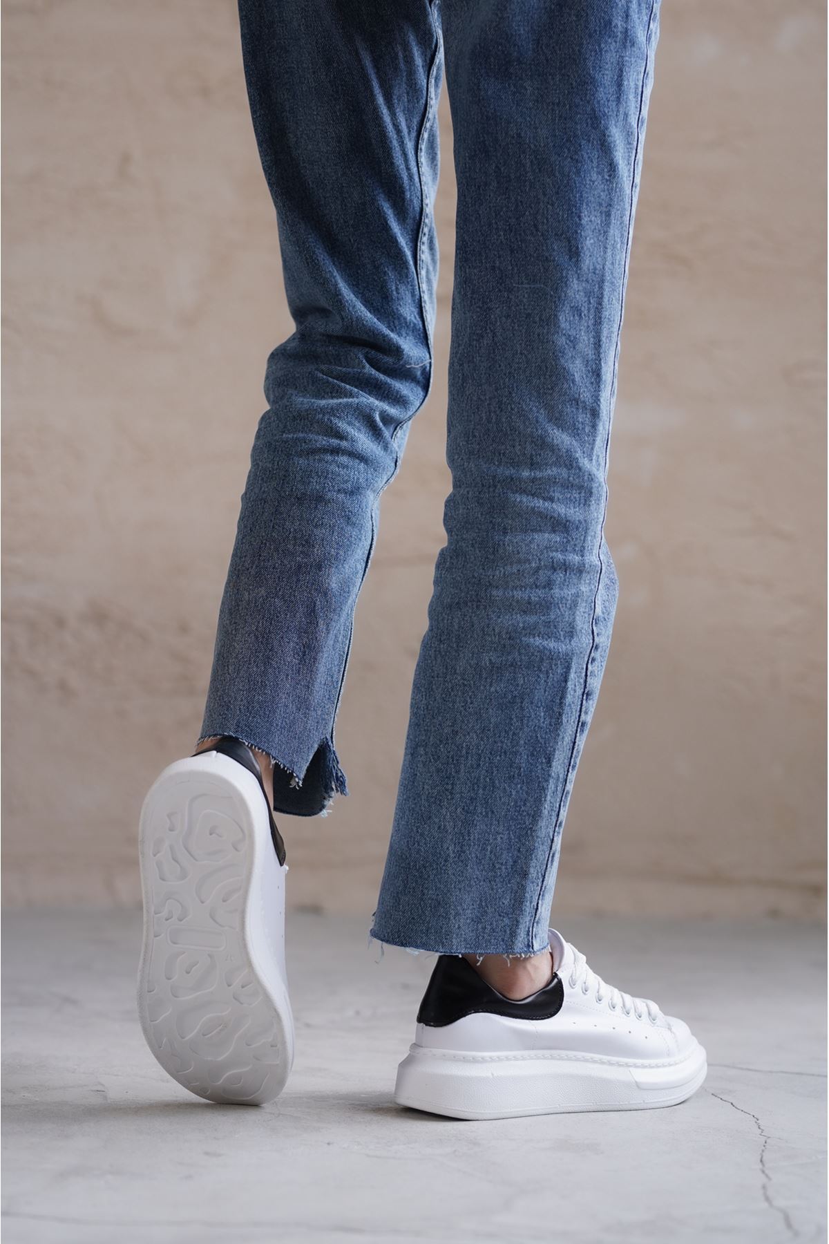 Kadın Bloom Bağcıklı Spor Ayakkabı - Beyaz-Siyah