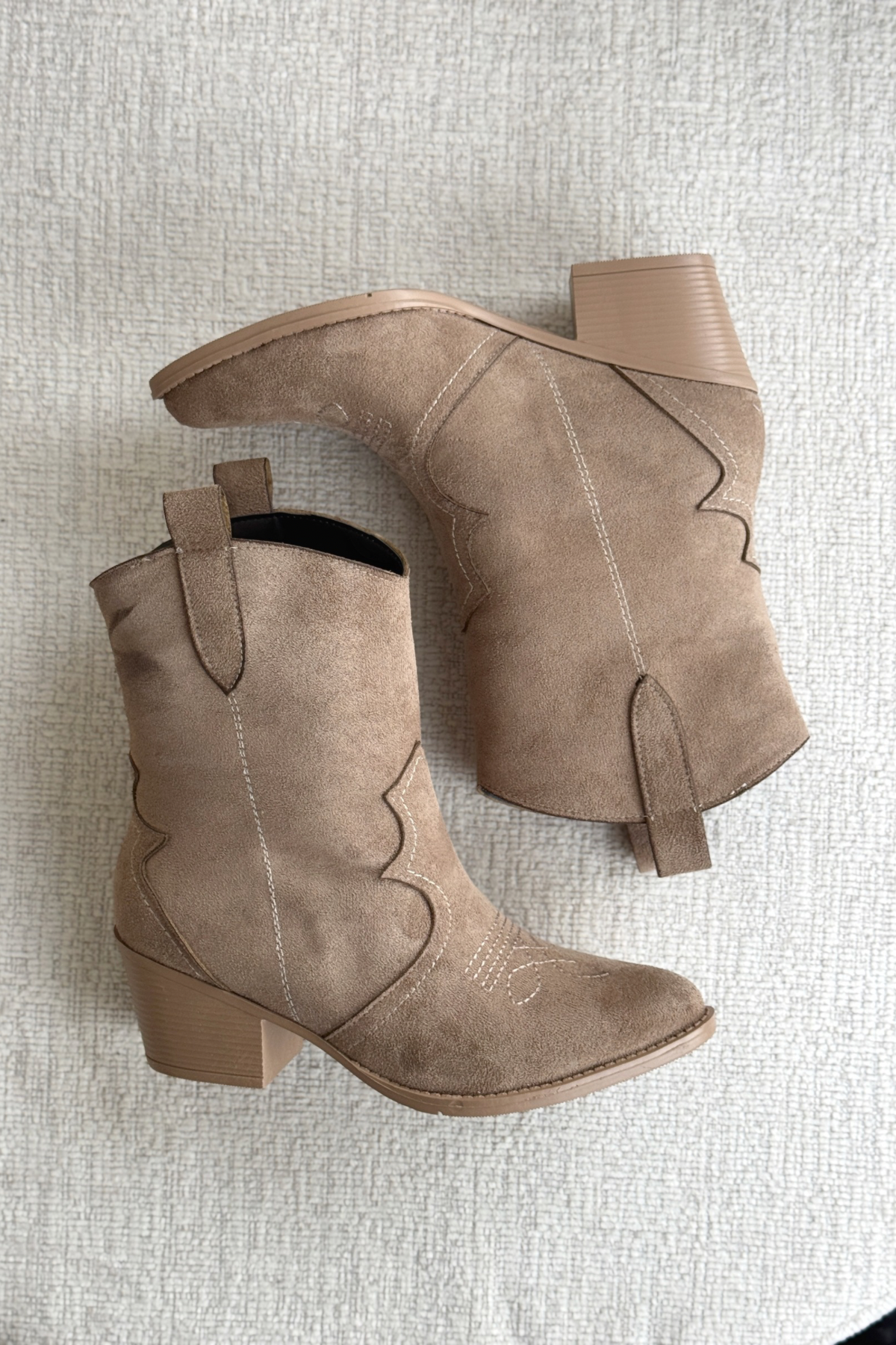 Kadın Lover Kovboy Bot - Vizon