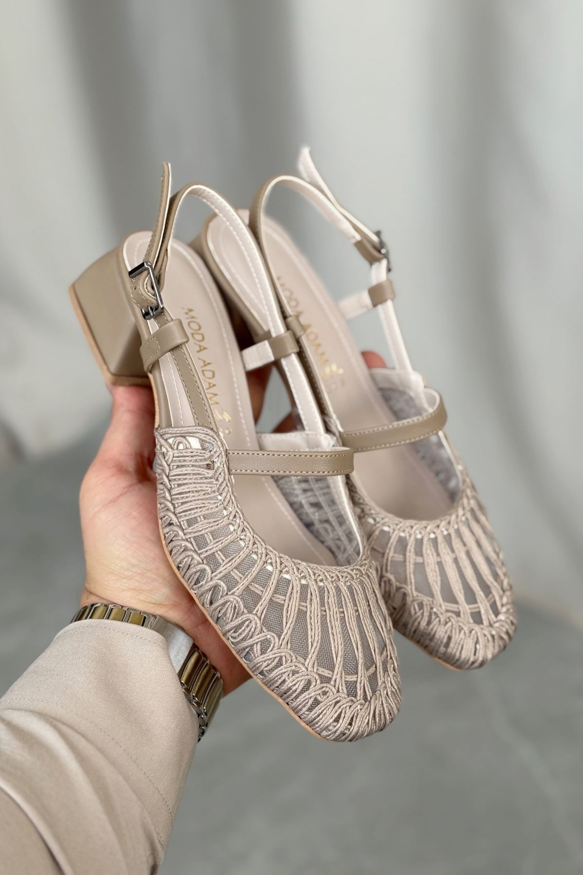 Kadın Cerny Kısa Topuklu Örgülü Ayakkabı - Vizon