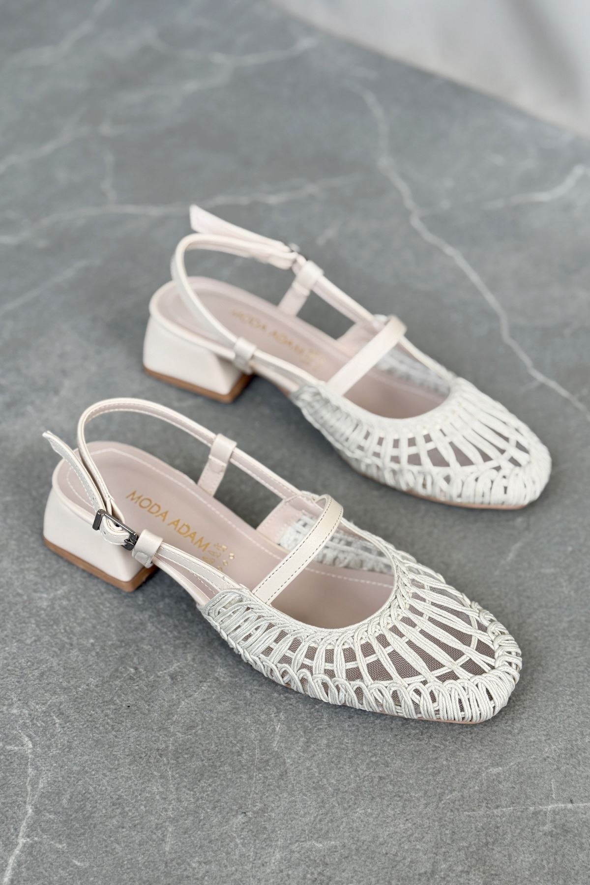 Kadın Cerny Kısa Topuklu Örgülü Ayakkabı - Ten