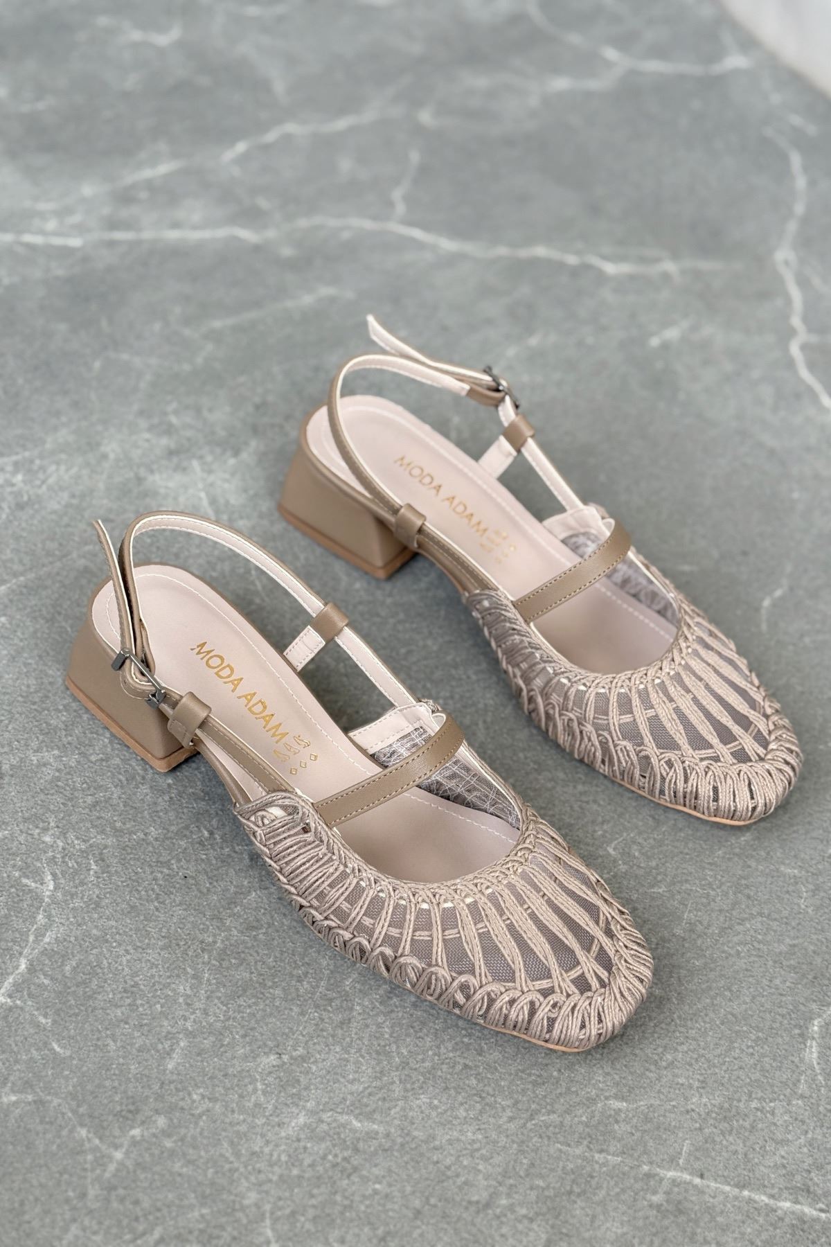 Kadın Cerny Kısa Topuklu Örgülü Ayakkabı - Vizon