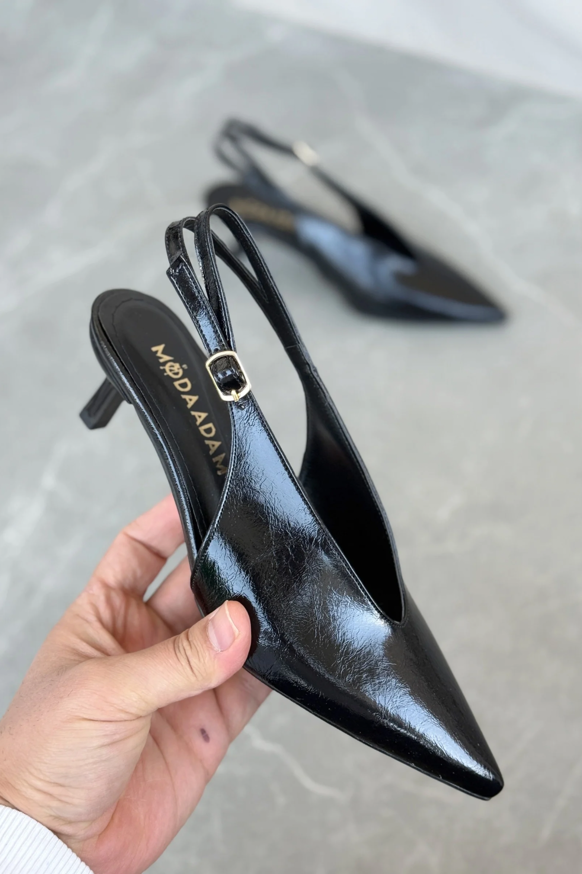 Kadın Runva İnce Kısa Topuklu Ayakkabı - siyah-rugan