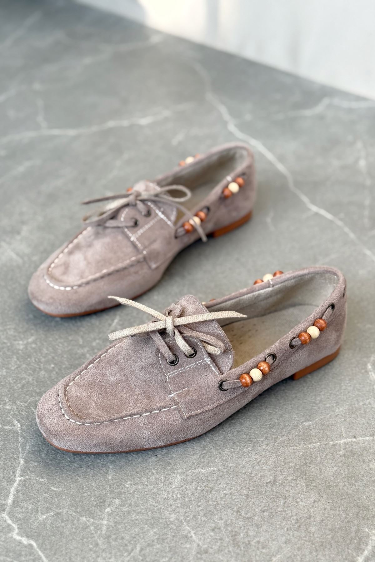 Kadın Ragus Boncuk Detay  Düz Taban Babet - Vizon