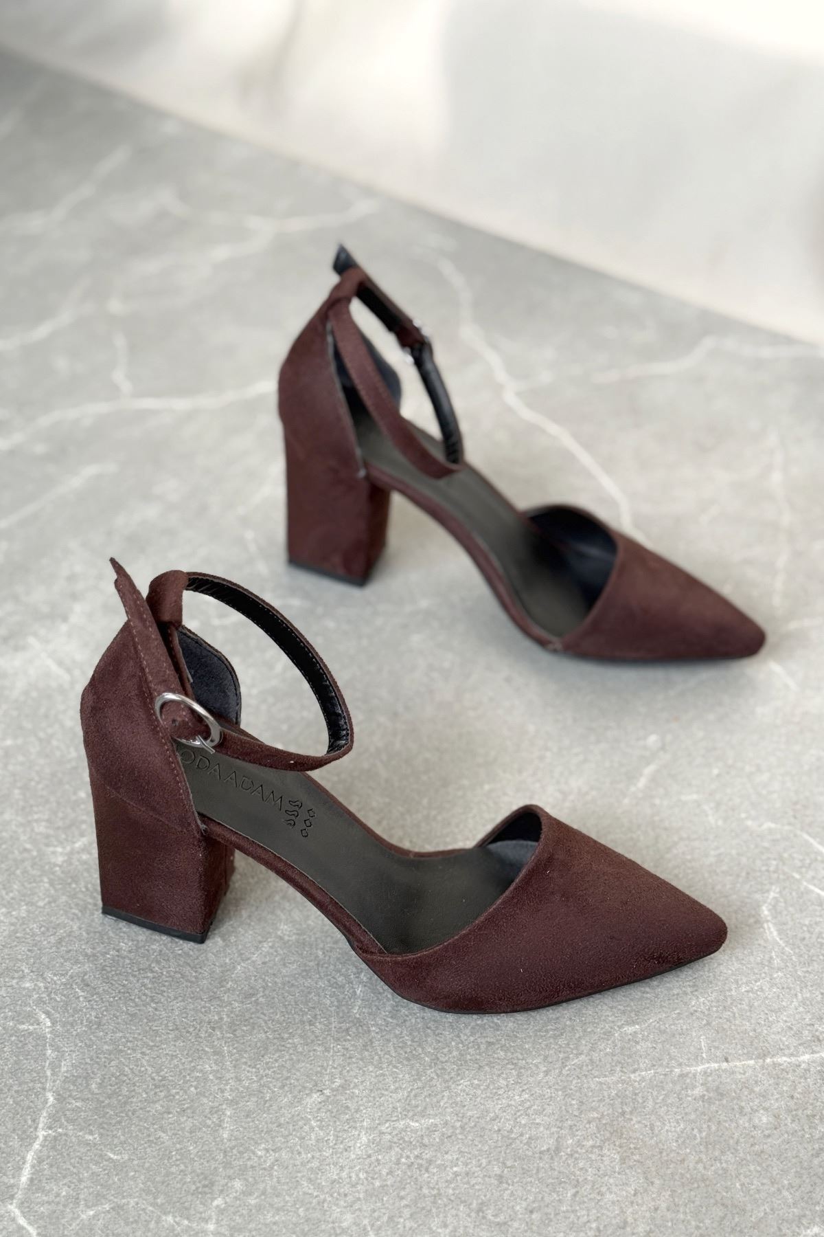 Kadın Celar Mat Deri Topuklu Ayakkabı - Kahve-Süet