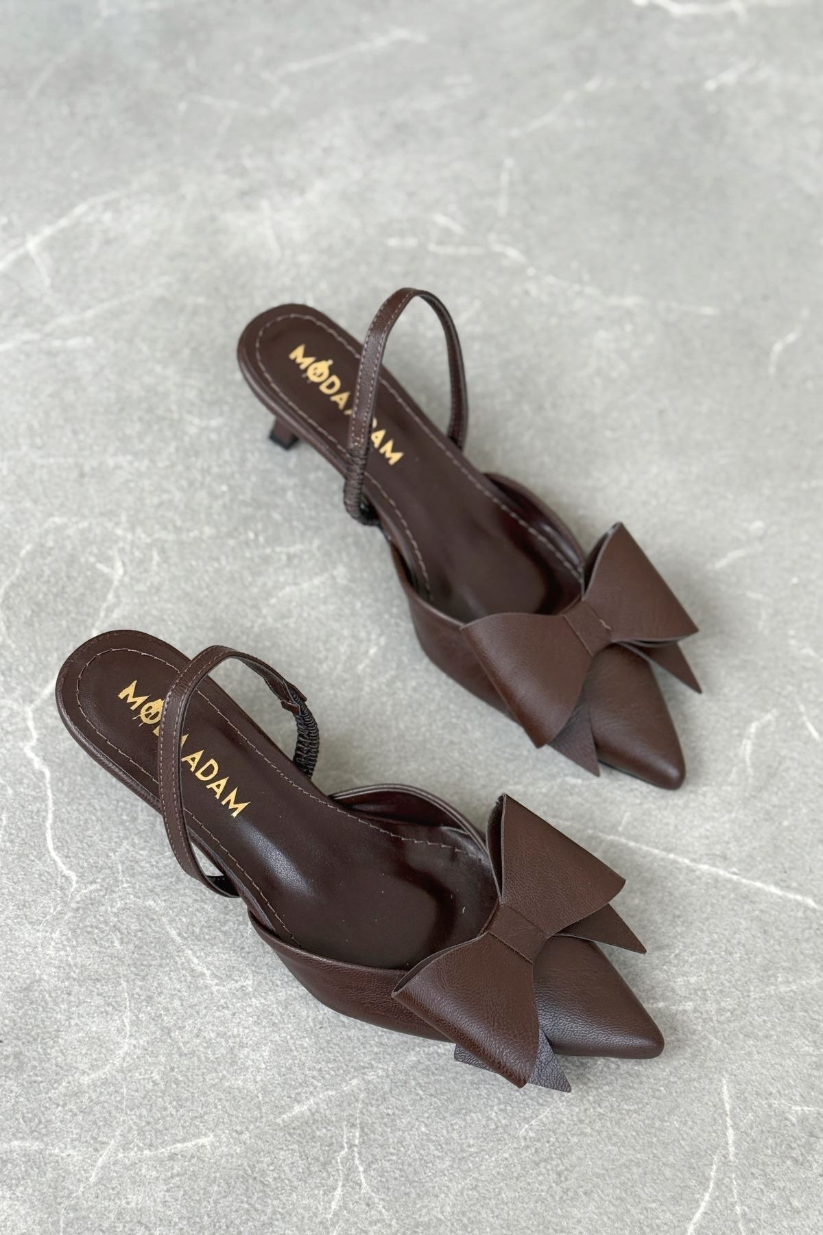 Kadın Cupe İnce Kısa Topuklu Ayakkabı - Kahve-Deri
