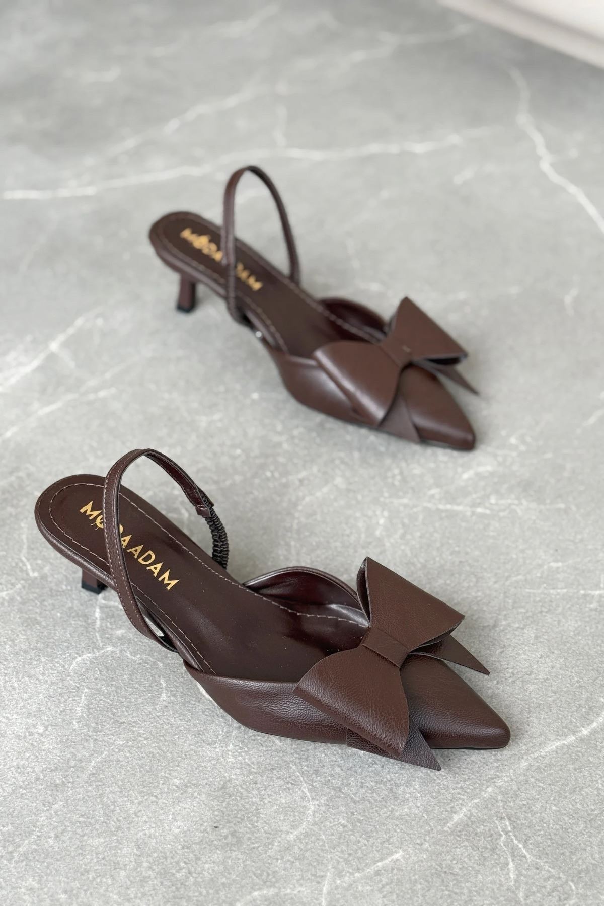 Kadın Cupe İnce Kısa Topuklu Ayakkabı - Kahve-Deri