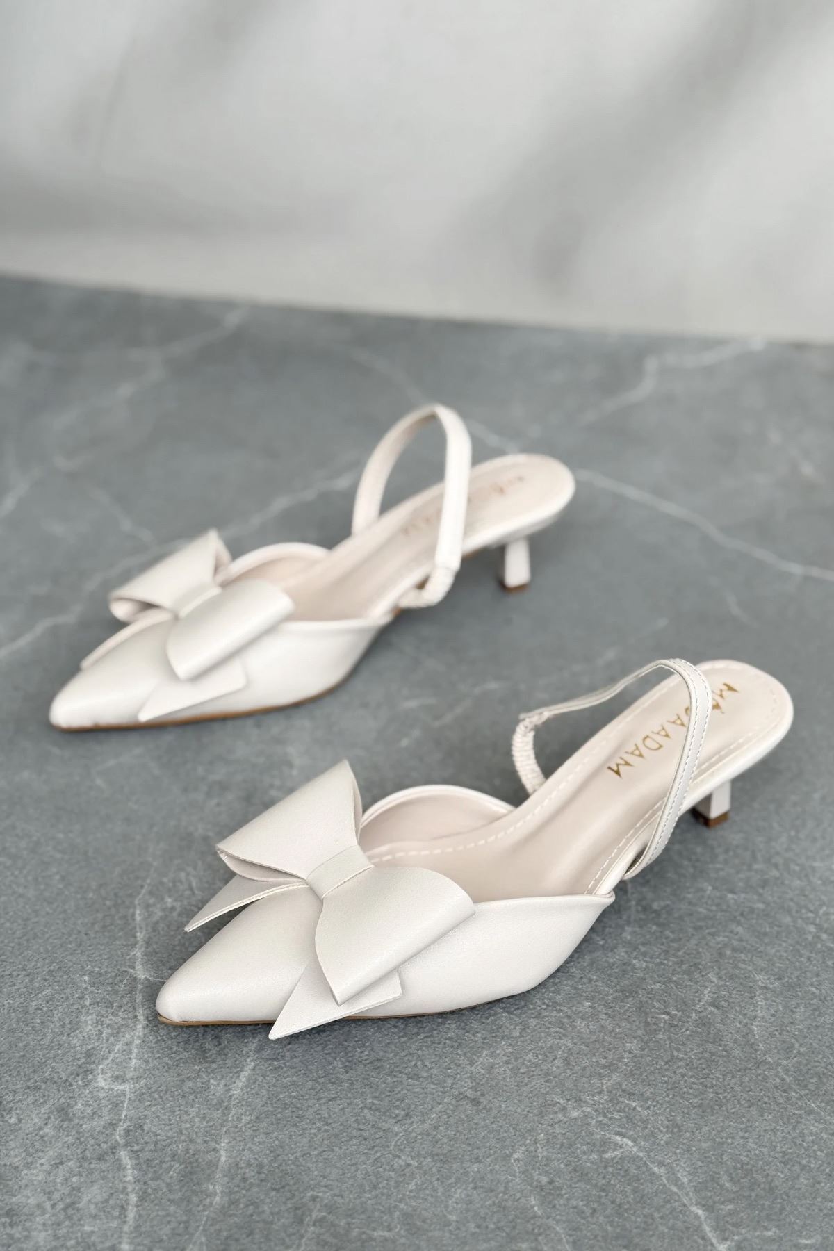 Kadın Cupe İnce Kısa Topuklu Ayakkabı - Ten Deri
