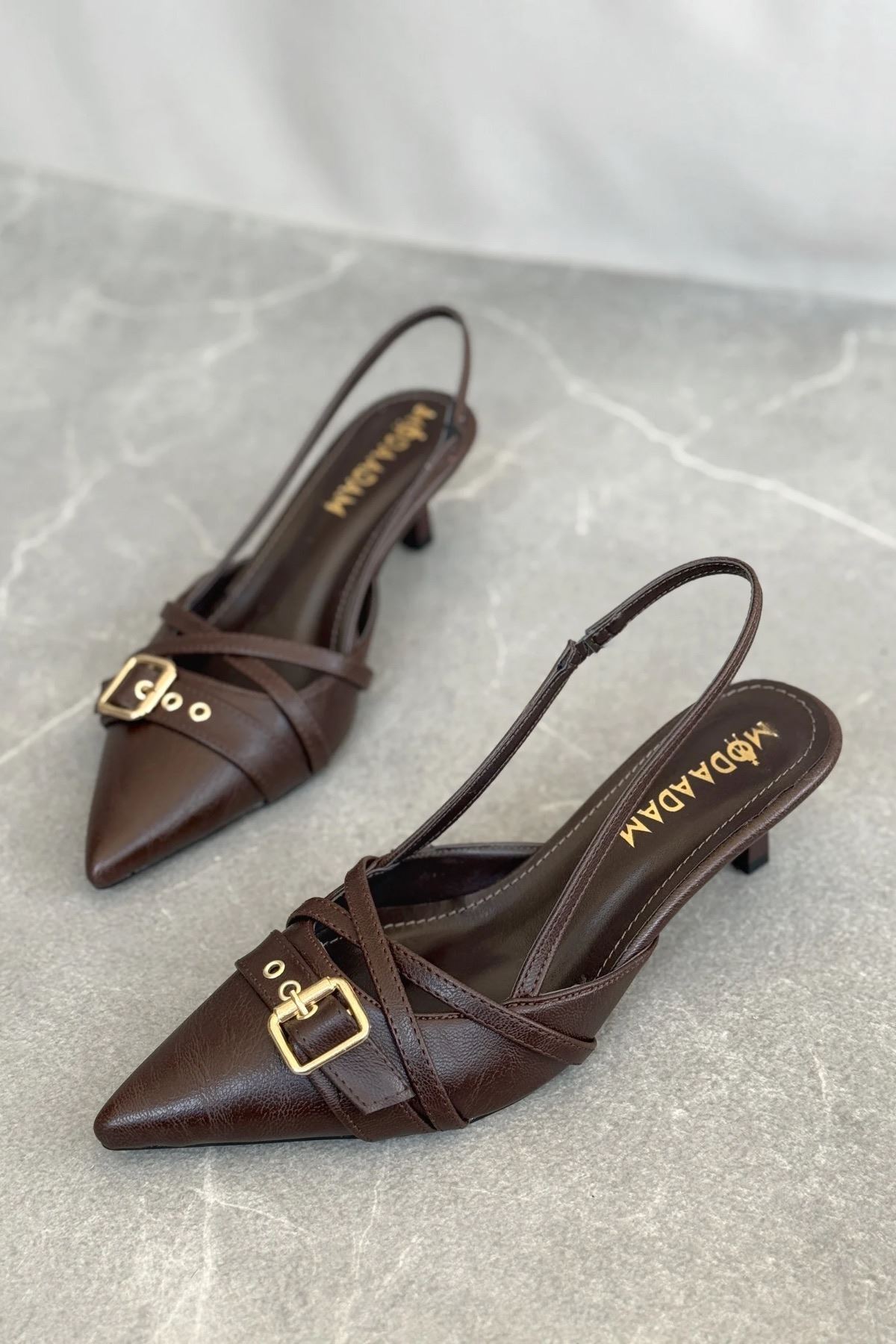 Kadın Paris İnce Kısa Topuklu Ayakkabı - Kahve-Deri