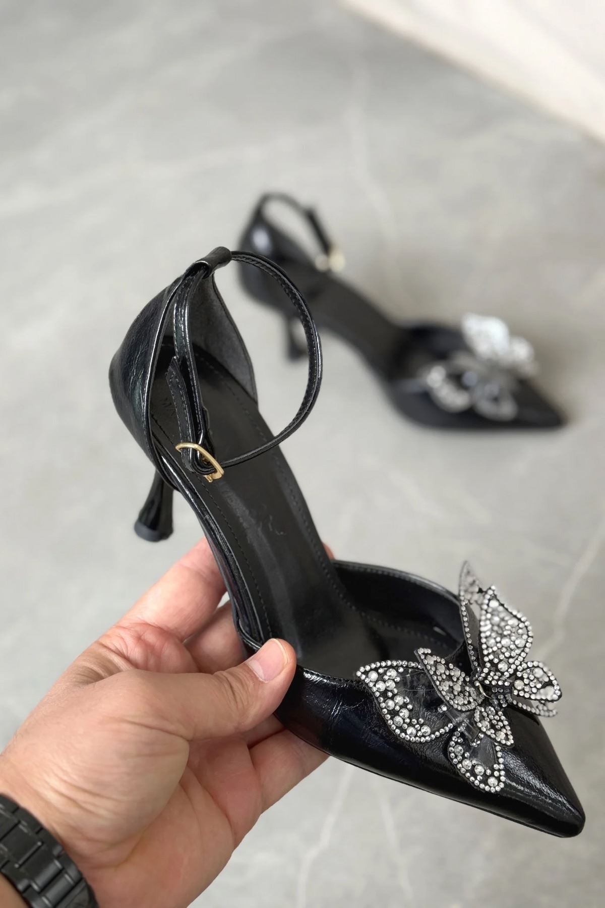 Kadın Torino Tokalı  İnce Topuklu Ayakkabı - siyah-rugan