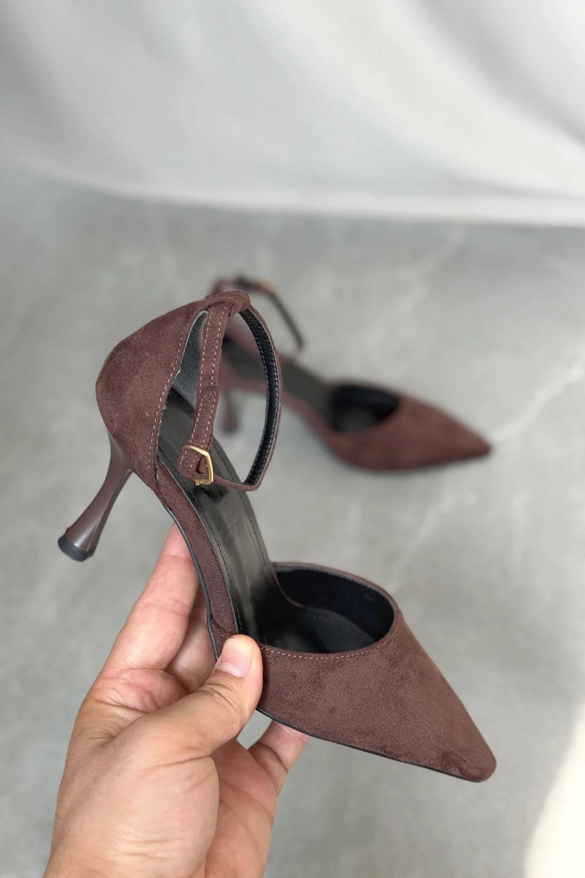 Kadın Rustik İnce Topuklu Ayakkabı - Kahve-Süet