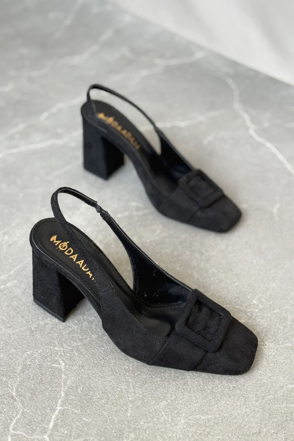 Kadın Jine  Köşe Burun Kare Toka Topuklu Ayakkabı - Siyah Süet