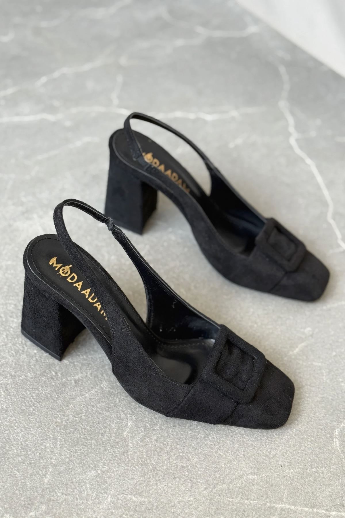 Kadın Jine  Köşe Burun Kare Toka Topuklu Ayakkabı - Siyah Süet