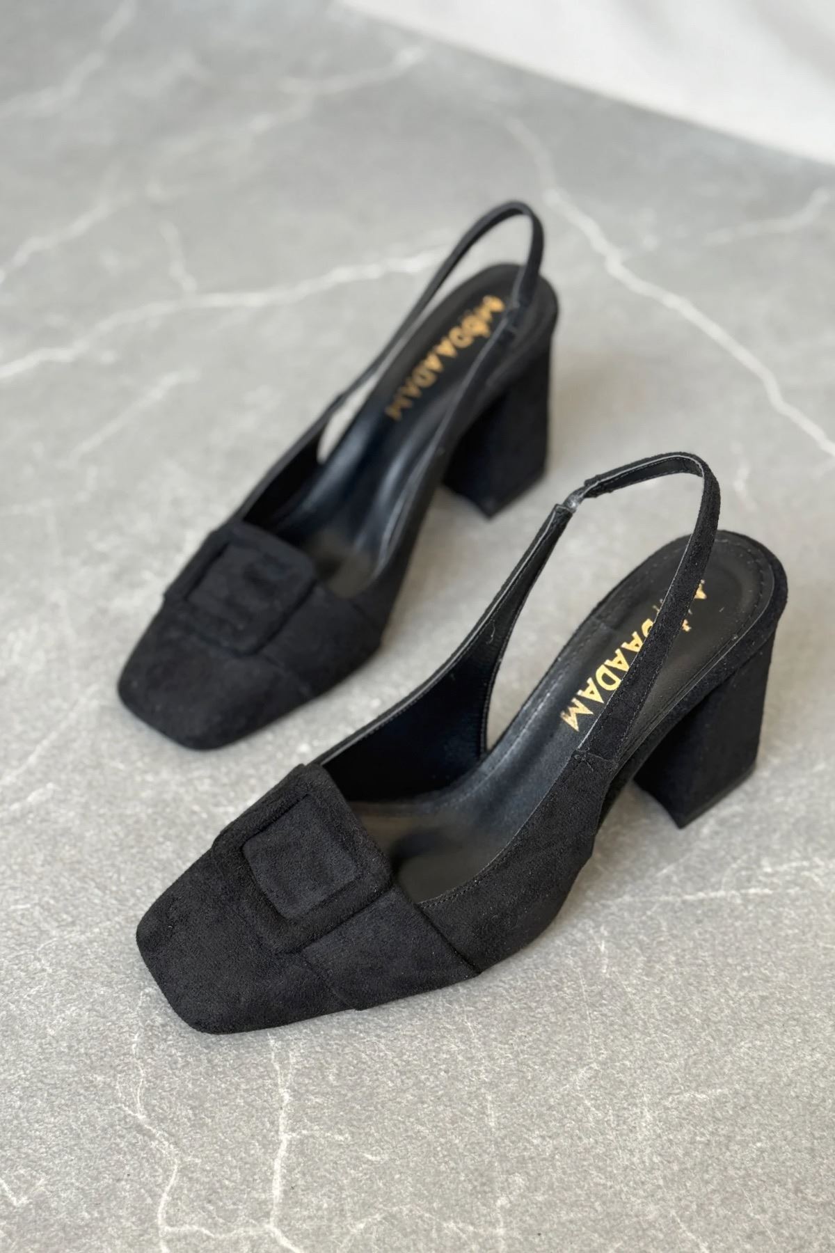 Kadın Jine  Köşe Burun Kare Toka Topuklu Ayakkabı - Siyah Süet