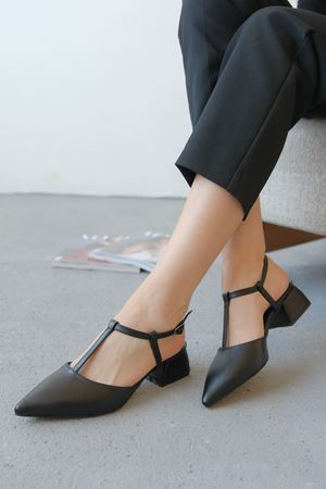 Kadın Moment Kısa Topuku Ayakkabı - Siyah