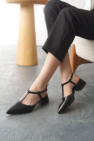 Kadın Moment Kısa Topuku Ayakkabı - siyah-rugan