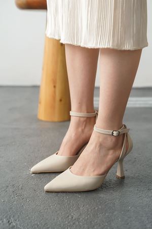 Kadın Seric Sivri Topuklu Ayakkabı - Ten Deri