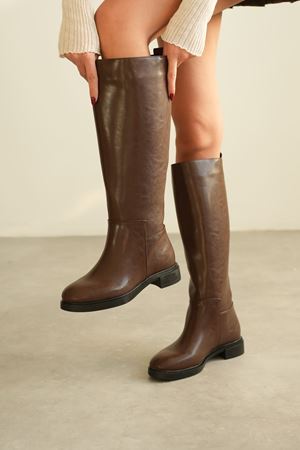 Kadın Poter Düz Tabanlı Tokalı Çizme - Kahve-Deri