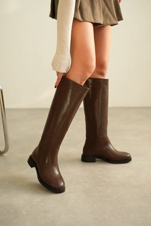 Kadın Poter Düz Tabanlı Tokalı Çizme - Kahve-Deri