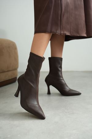Kadın Lopez Streç Malzeme Sivri Burun Topuklu Bot - Kahve-Deri