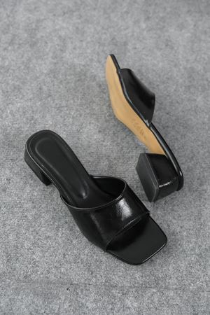 Kadın Vinor Kısa Topuklu Terlik - siyah-rugan